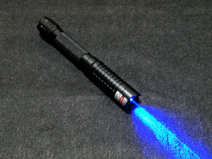 measure 2W 1.5W blue laser pointer